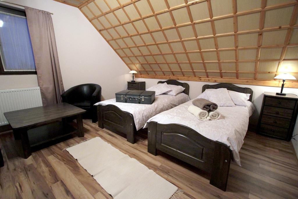 Patkoszeg Vendeghaz Hotell Kaposfo Rom bilde