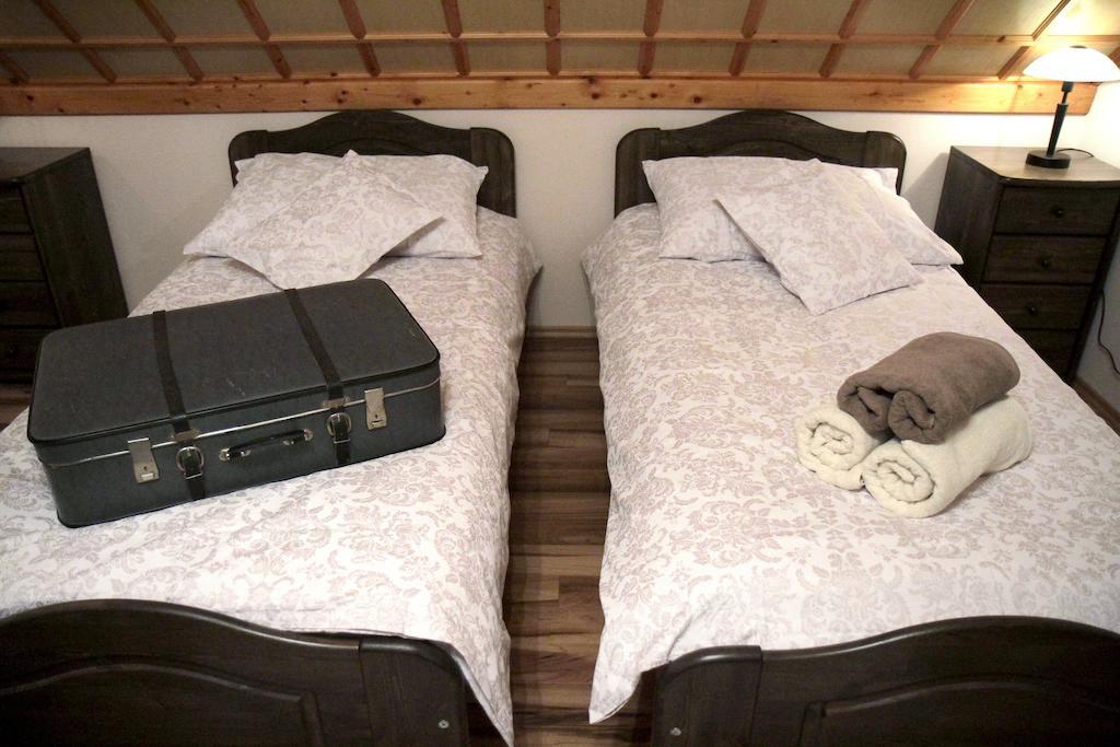 Patkoszeg Vendeghaz Hotell Kaposfo Rom bilde